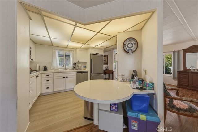 9583 Crestknoll Drive, Calimesa, CA 92320