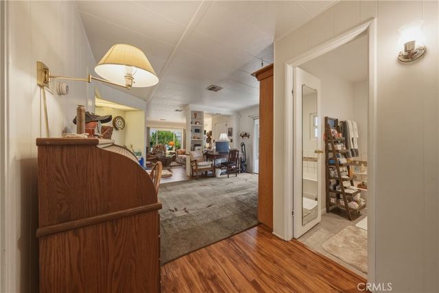 9583 Crestknoll Drive, Calimesa, CA 92320