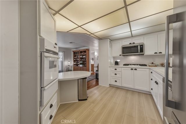 9583 Crestknoll Drive, Calimesa, CA 92320