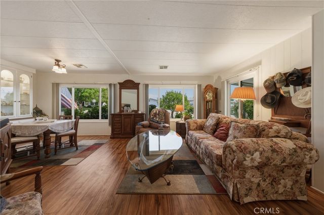 9583 Crestknoll Drive, Calimesa, CA 92320
