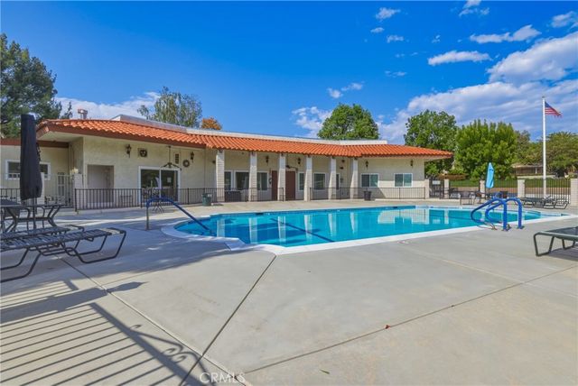 9583 Crestknoll Drive, Calimesa, CA 92320