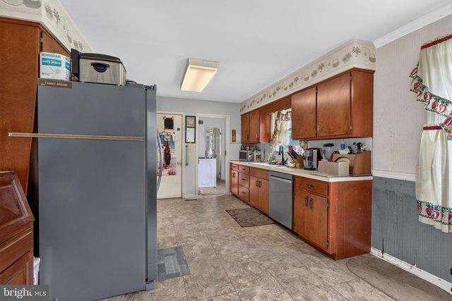 5570 MERIVALE CT, Harrisburg, PA 17112