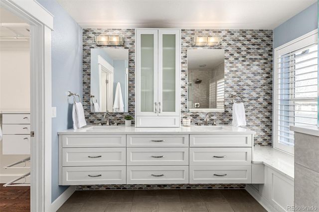 2860 Emporia Court, Denver, CO 80238