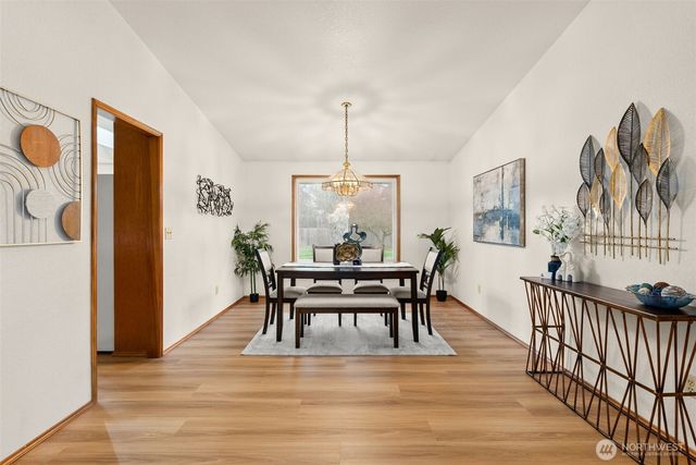 3724 Golden Eagle Loop SE, Olympia, WA 98513