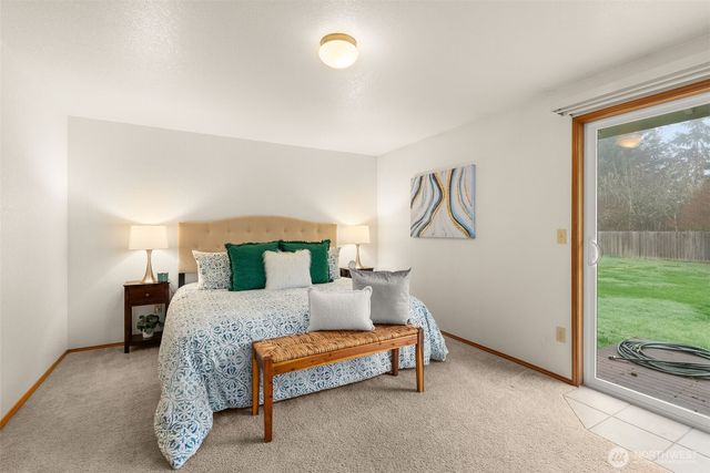 3724 Golden Eagle Loop SE, Olympia, WA 98513