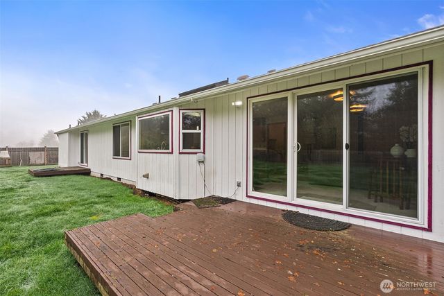 3724 Golden Eagle Loop SE, Olympia, WA 98513