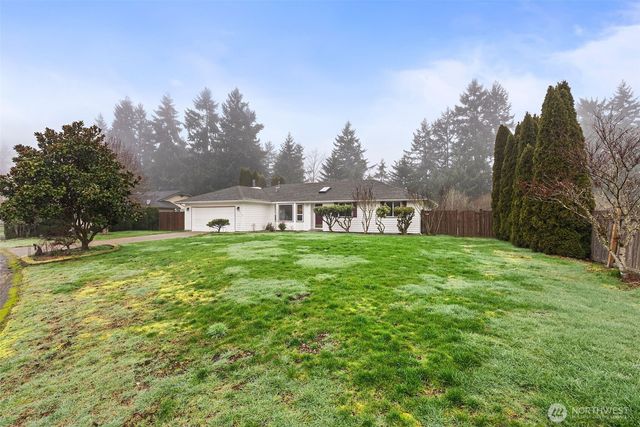 3724 Golden Eagle Loop SE, Olympia, WA 98513