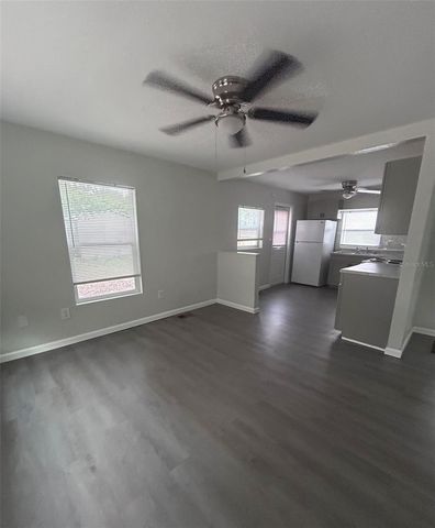 811 MERRIDALE AVENUE, Leesburg, FL 34748