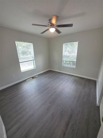 811 MERRIDALE AVENUE, Leesburg, FL 34748