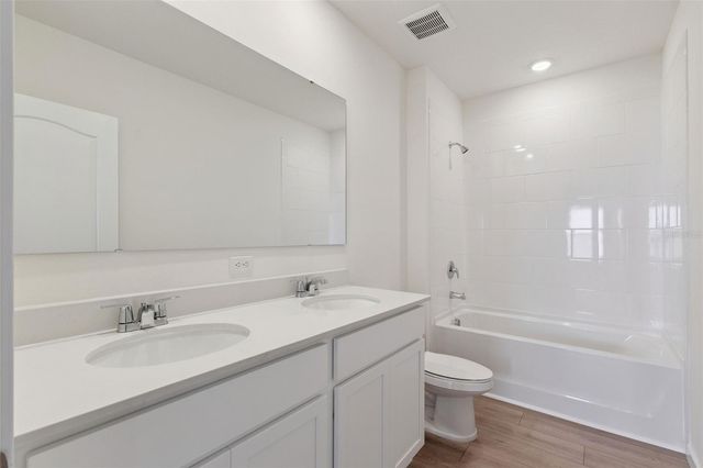 1351 GRAND FLORA LANE, Sanford, FL 32773