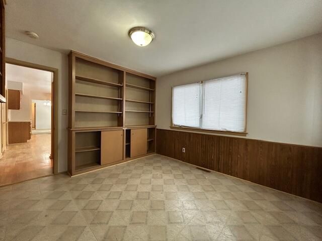 5919 37th AVENUE, Kenosha, WI 53144