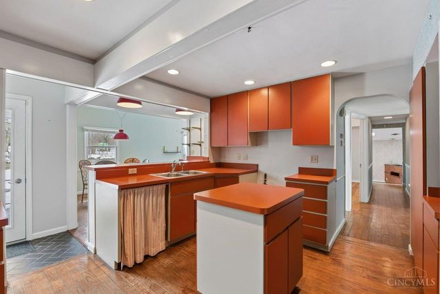 8635 Tudor Court, Sycamore Twp, OH 45242