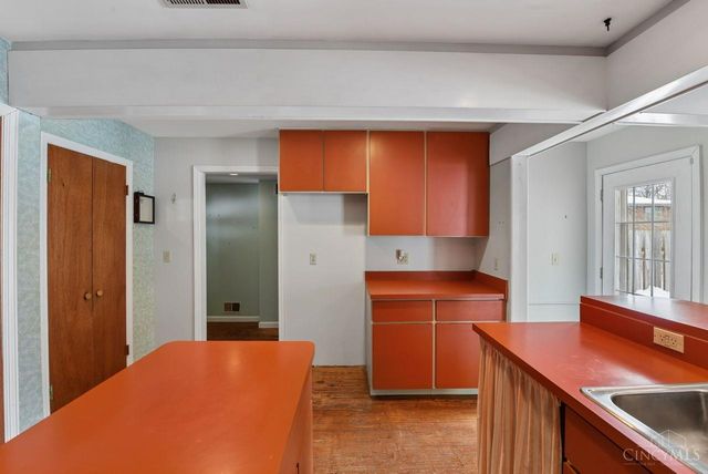 8635 Tudor Court, Sycamore Twp, OH 45242