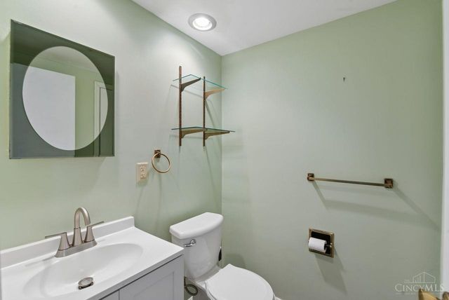 8635 Tudor Court, Sycamore Twp, OH 45242