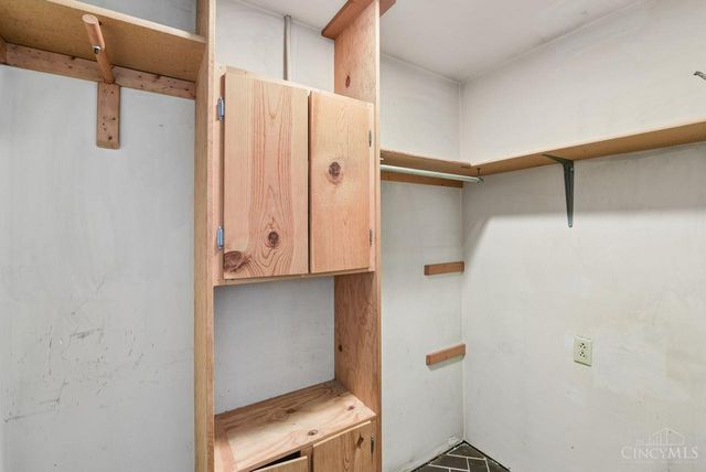 8635 Tudor Court, Sycamore Twp, OH 45242