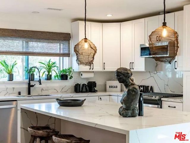 4328 Edenhurst Avenue, Los Angeles, CA 90039