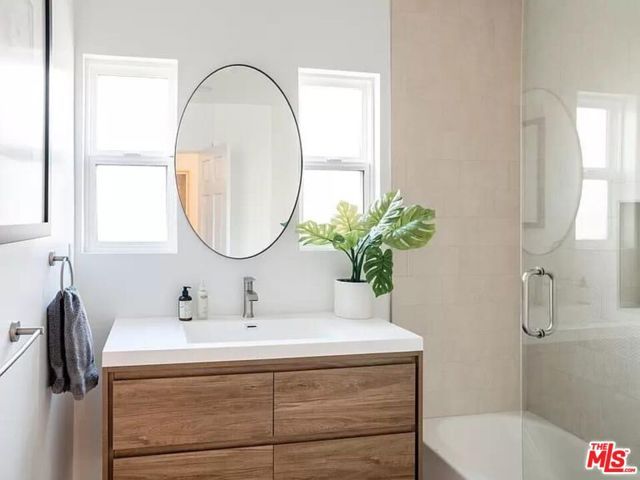 4328 Edenhurst Avenue, Los Angeles, CA 90039