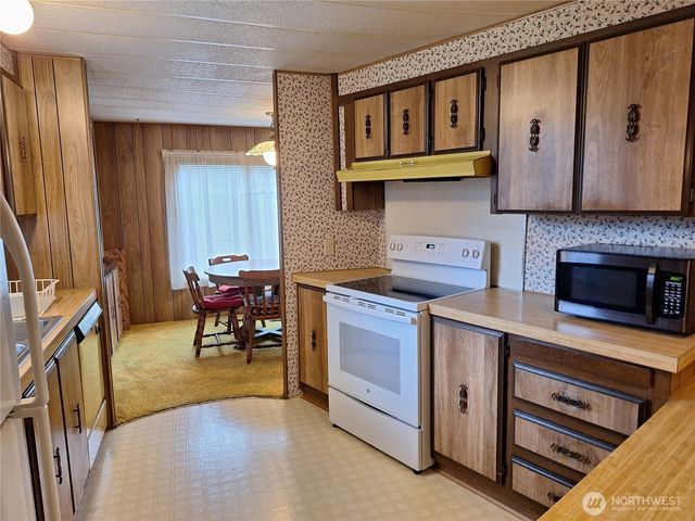 27810 217th Avenue SE, Maple Valley, WA 98038