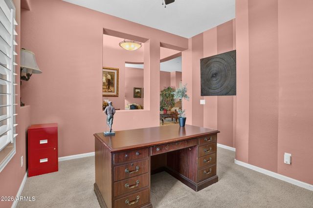 5217 W SPUR Drive, Phoenix, AZ 85083