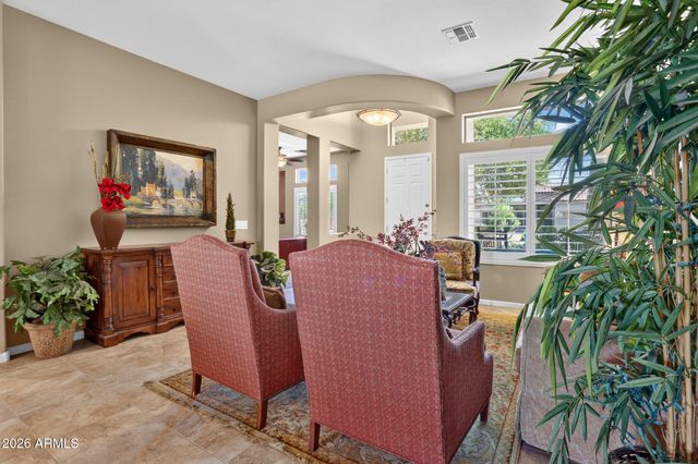 5217 W SPUR Drive, Phoenix, AZ 85083