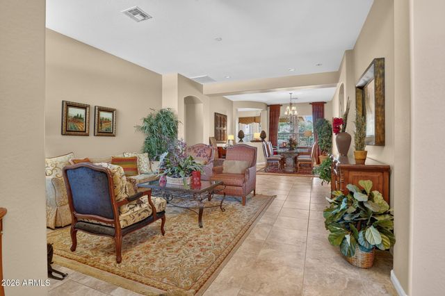 5217 W SPUR Drive, Phoenix, AZ 85083