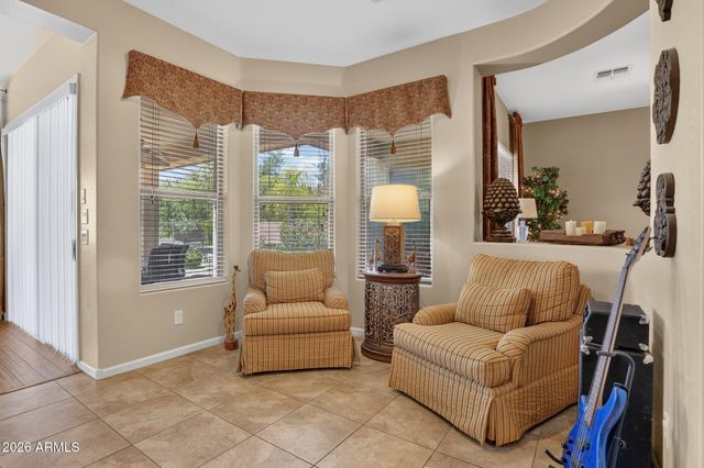 5217 W SPUR Drive, Phoenix, AZ 85083