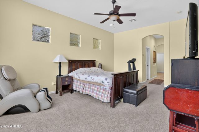 5217 W SPUR Drive, Phoenix, AZ 85083