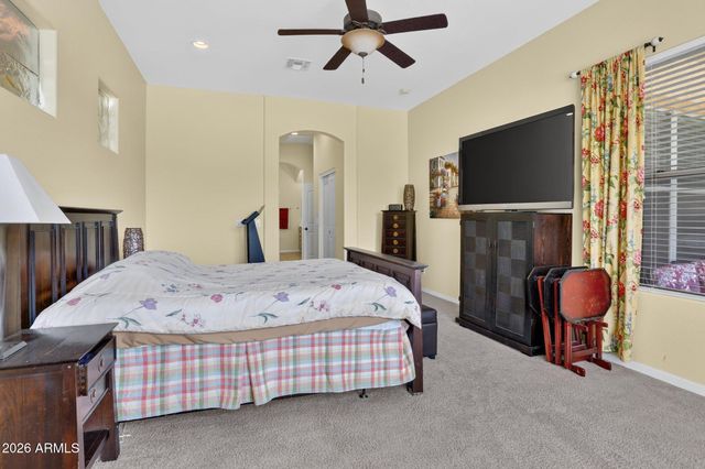 5217 W SPUR Drive, Phoenix, AZ 85083