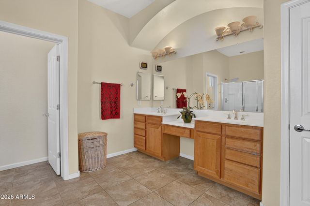 5217 W SPUR Drive, Phoenix, AZ 85083