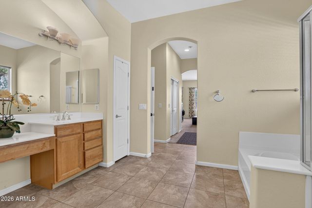 5217 W SPUR Drive, Phoenix, AZ 85083