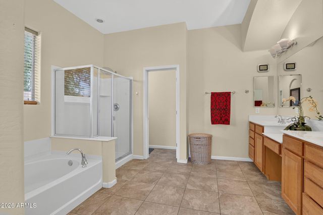 5217 W SPUR Drive, Phoenix, AZ 85083