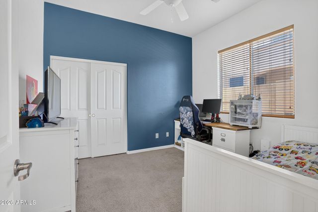 5217 W SPUR Drive, Phoenix, AZ 85083