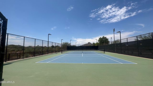 5217 W SPUR Drive, Phoenix, AZ 85083