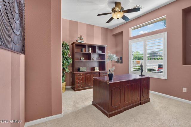 5217 W SPUR Drive, Phoenix, AZ 85083