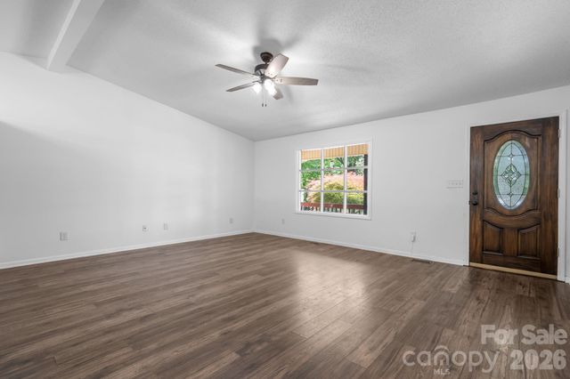 119 Nevermore Lane, Statesville, NC 28677
