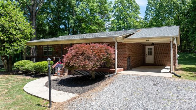 119 Nevermore Lane, Statesville, NC 28677