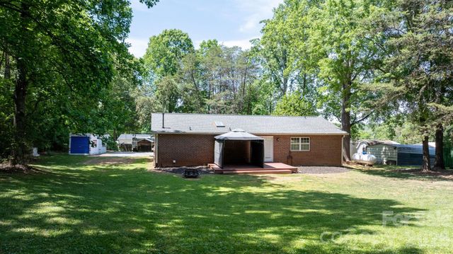 119 Nevermore Lane, Statesville, NC 28677
