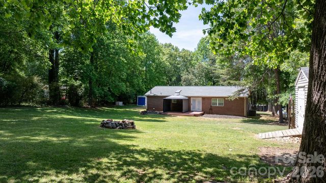 119 Nevermore Lane, Statesville, NC 28677