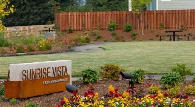 643 Barquist Lane N, Enumclaw, WA 98022