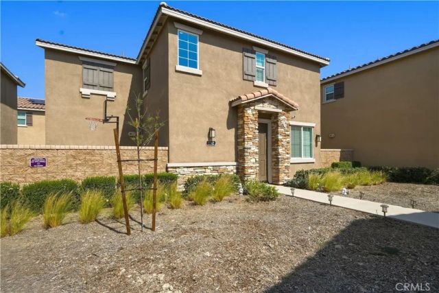 2242 Autumn Court, Perris, CA 92571