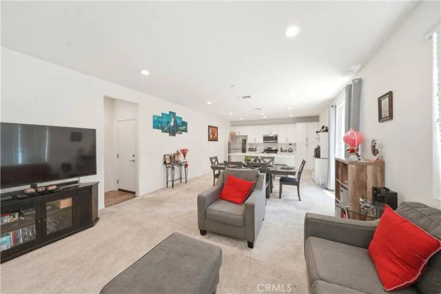 2242 Autumn Court, Perris, CA 92571