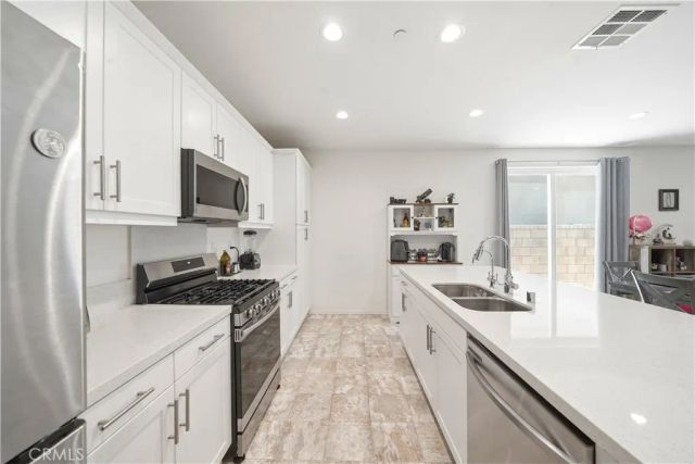 2242 Autumn Court, Perris, CA 92571