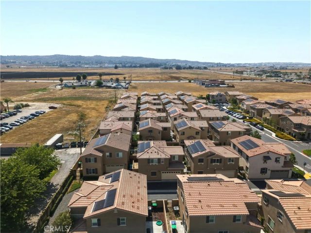 2242 Autumn Court, Perris, CA 92571