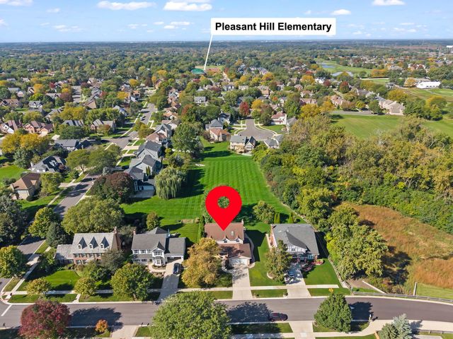1N210 COVENTRY Drive, Wheaton, IL 60188