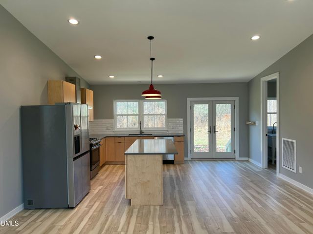 5470 Thom Road, Mebane, NC 27302