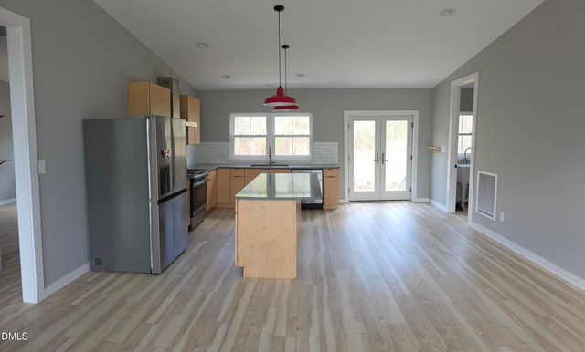5470 Thom Road, Mebane, NC 27302