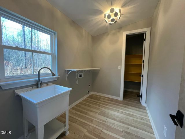 5470 Thom Road, Mebane, NC 27302