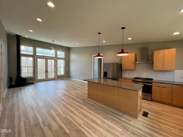 5470 Thom Road, Mebane, NC 27302