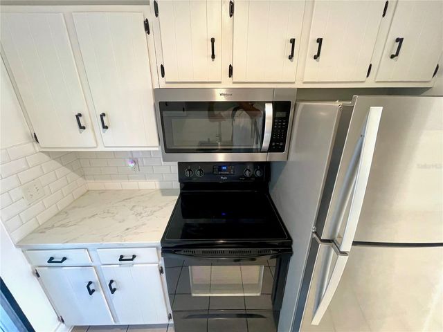 5301 HANSEL AVENUE A16, Orlando, FL 32809
