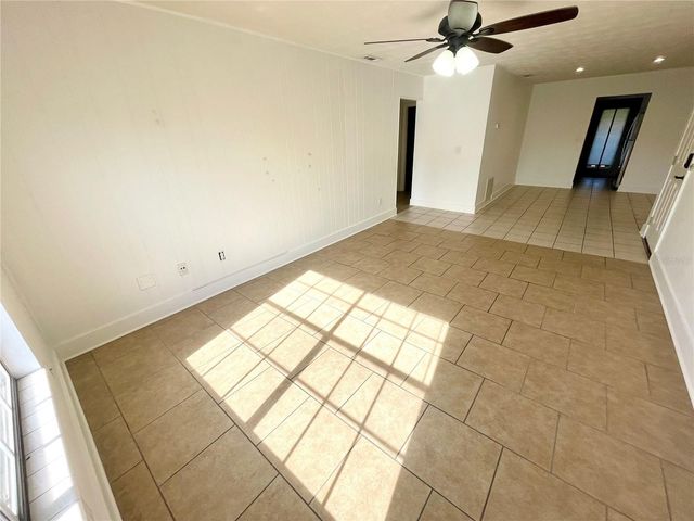 5301 HANSEL AVENUE A16, Orlando, FL 32809